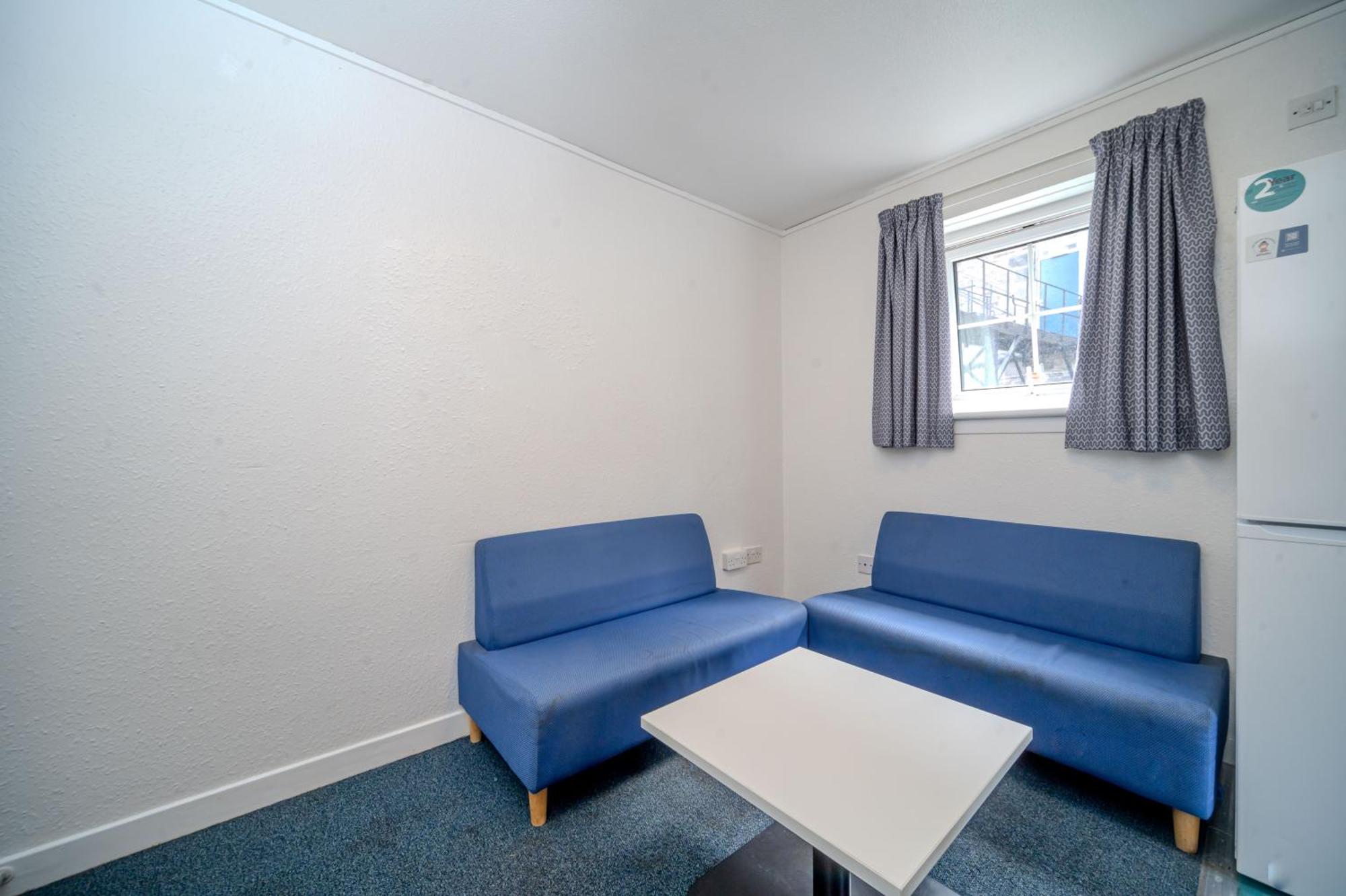 Joivy Budget 4,5 And 6 Bed Private Flats, In Historic Old Town (Adults Only) Edinburgh Dış mekan fotoğraf